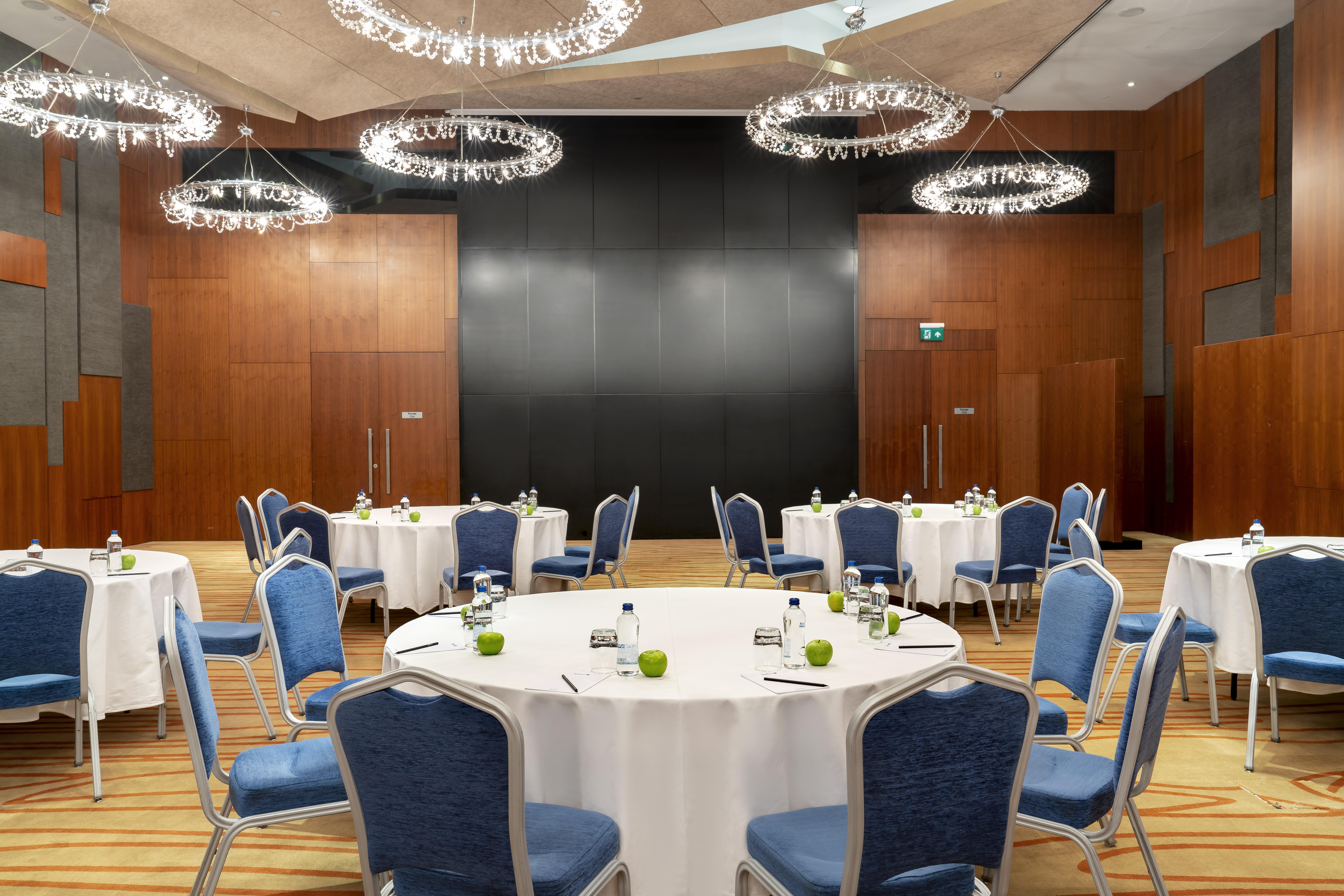Radisson Blu Hotel Istanbul Asia Kültér fotó Meeting room